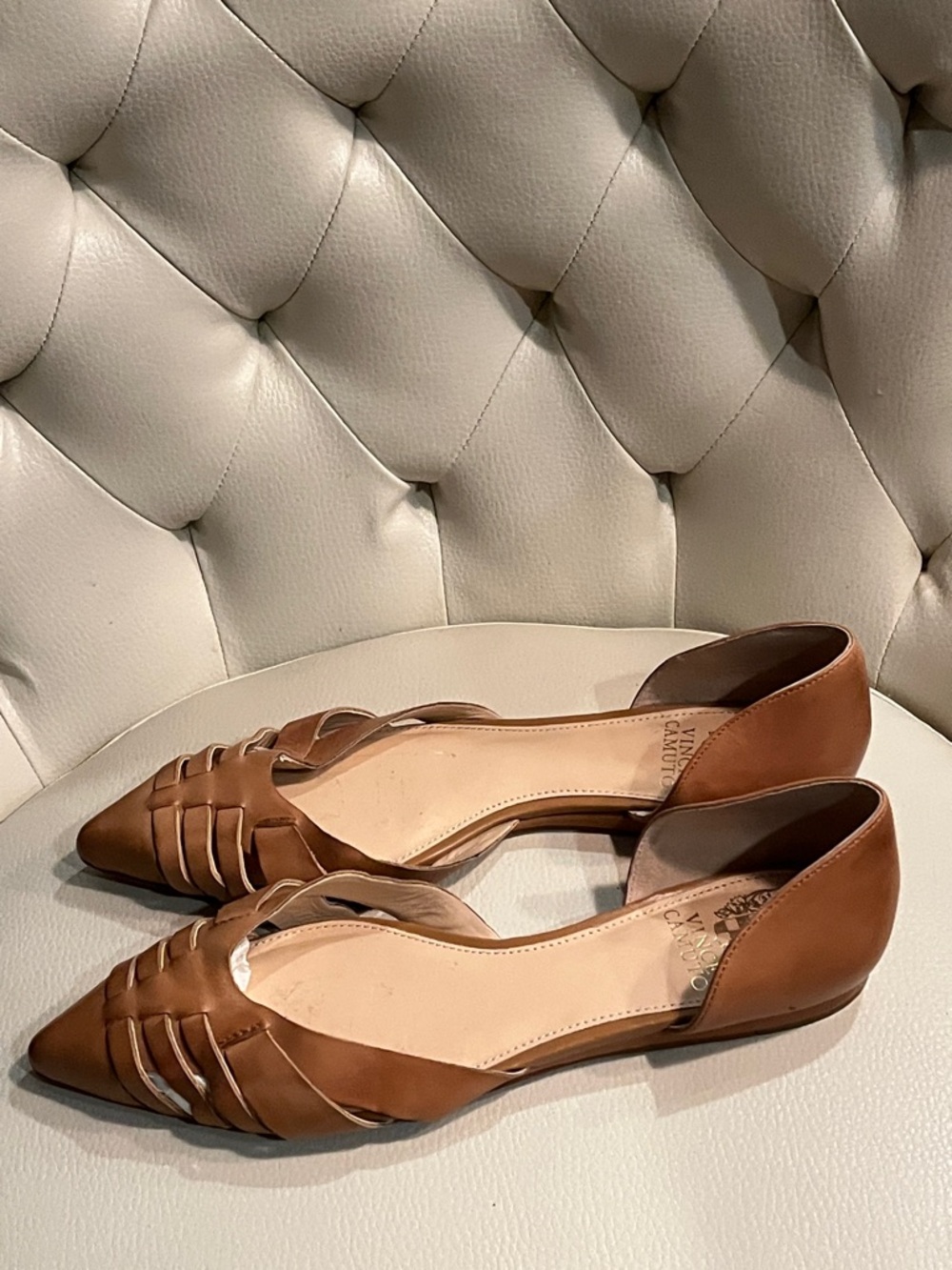 Vince Camuto Women's Tan Leather Pointed D'Orsay Flats Size 8 - Picture 5 of 11